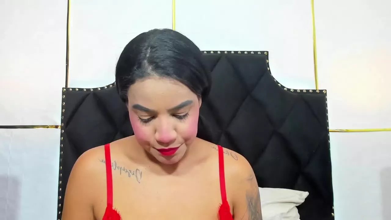 Offline AmberRanier on Streamray