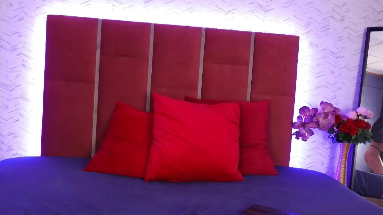 AngieBrooks on Streamray