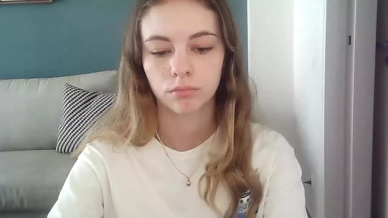 AriaFlirt on Streamray 
