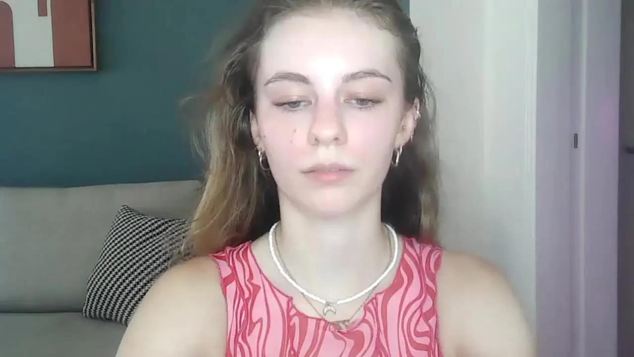 AriaFlirt on Streamray 