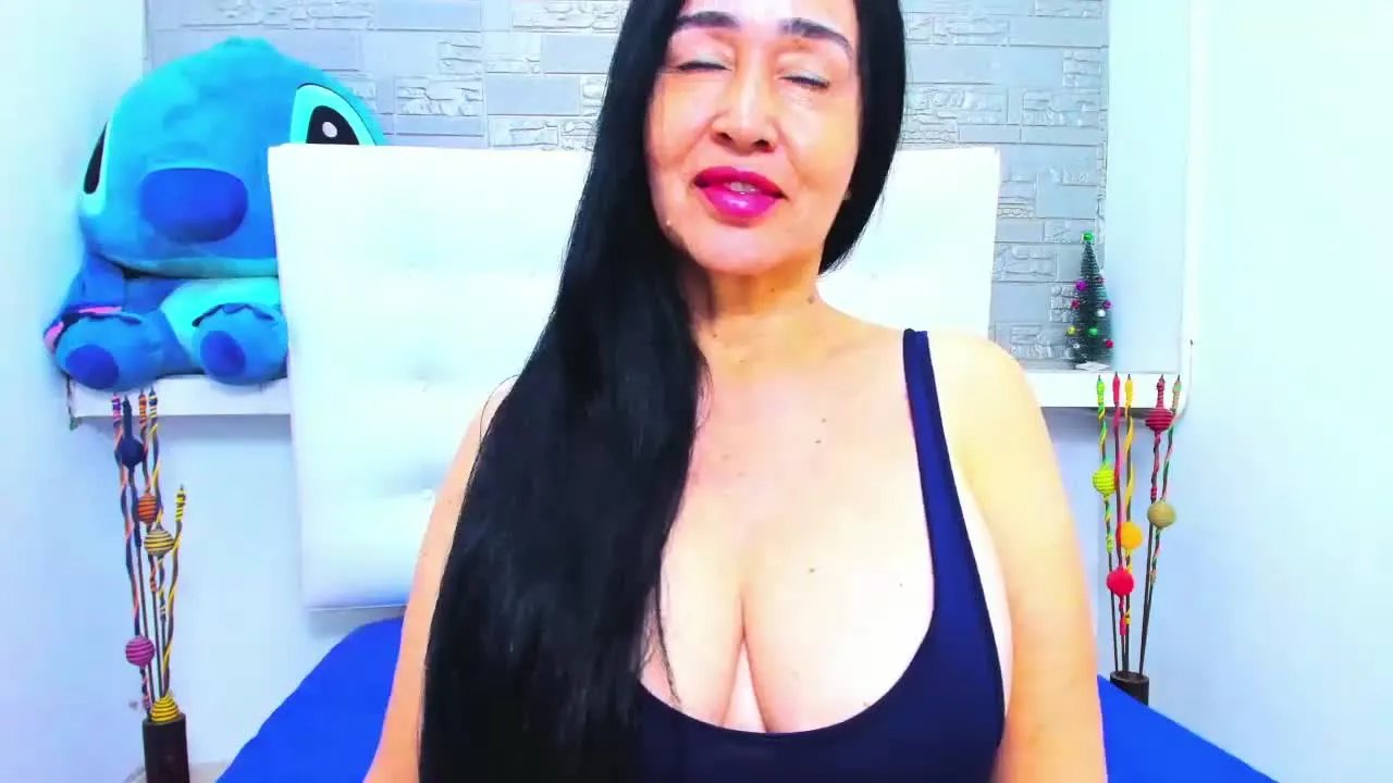 AshleyCutee4 on Streamray