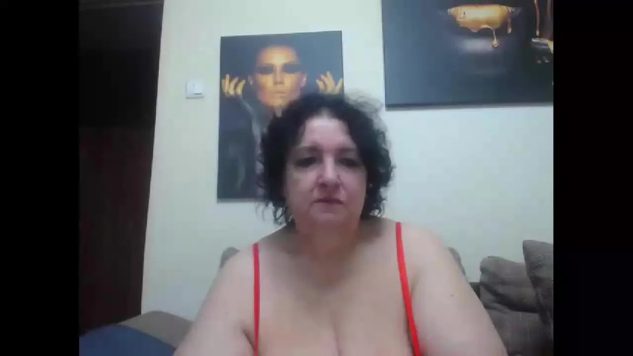 Offline bustykorinne on Streamray