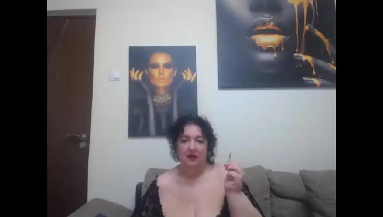 Offline bustykorinne on Streamray