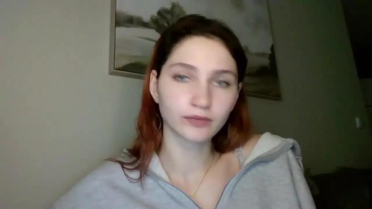 CarmelinaDream on Streamray 