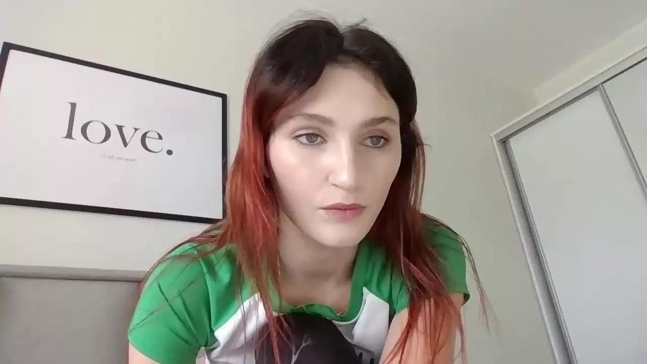 CarmelinaDream on Streamray 