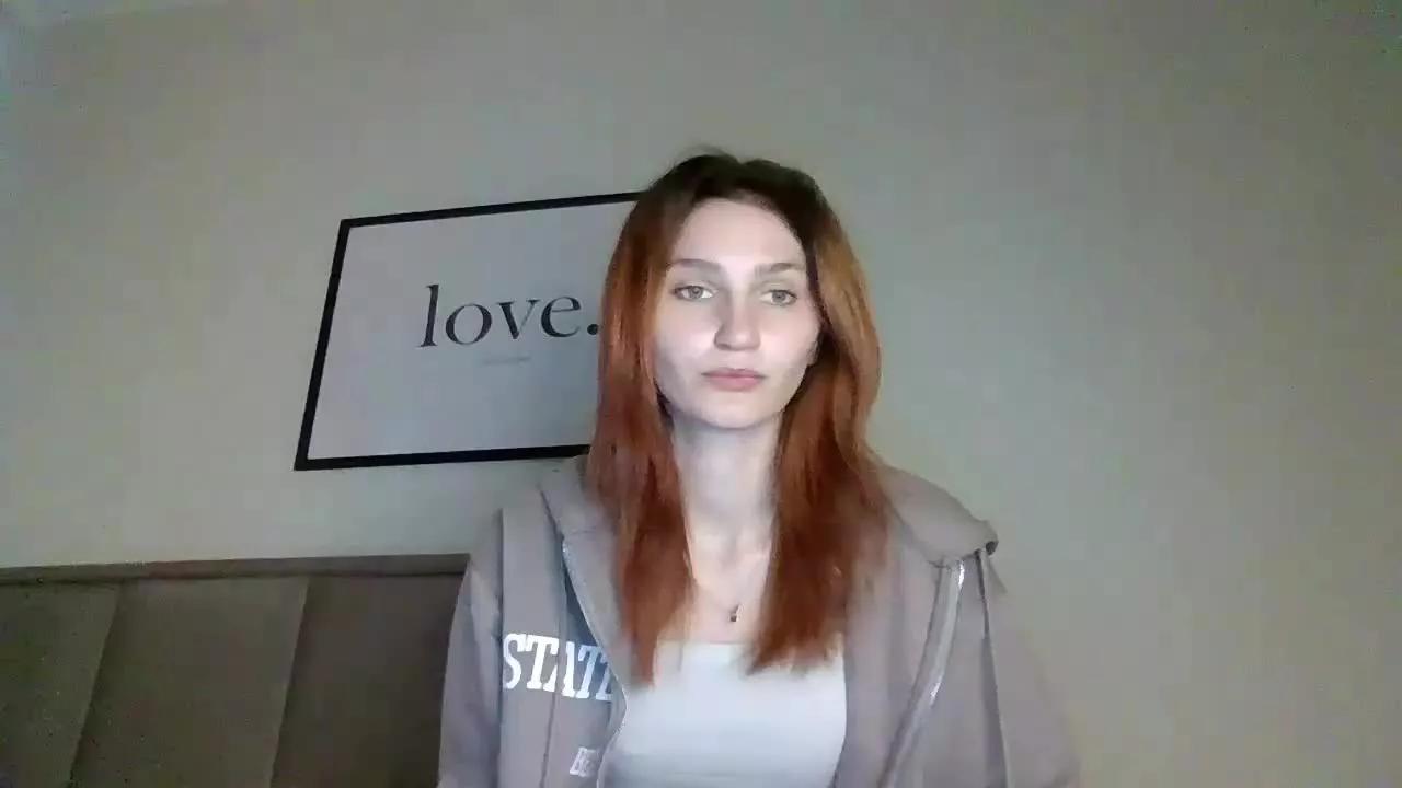 CarmelinaDream on Streamray 