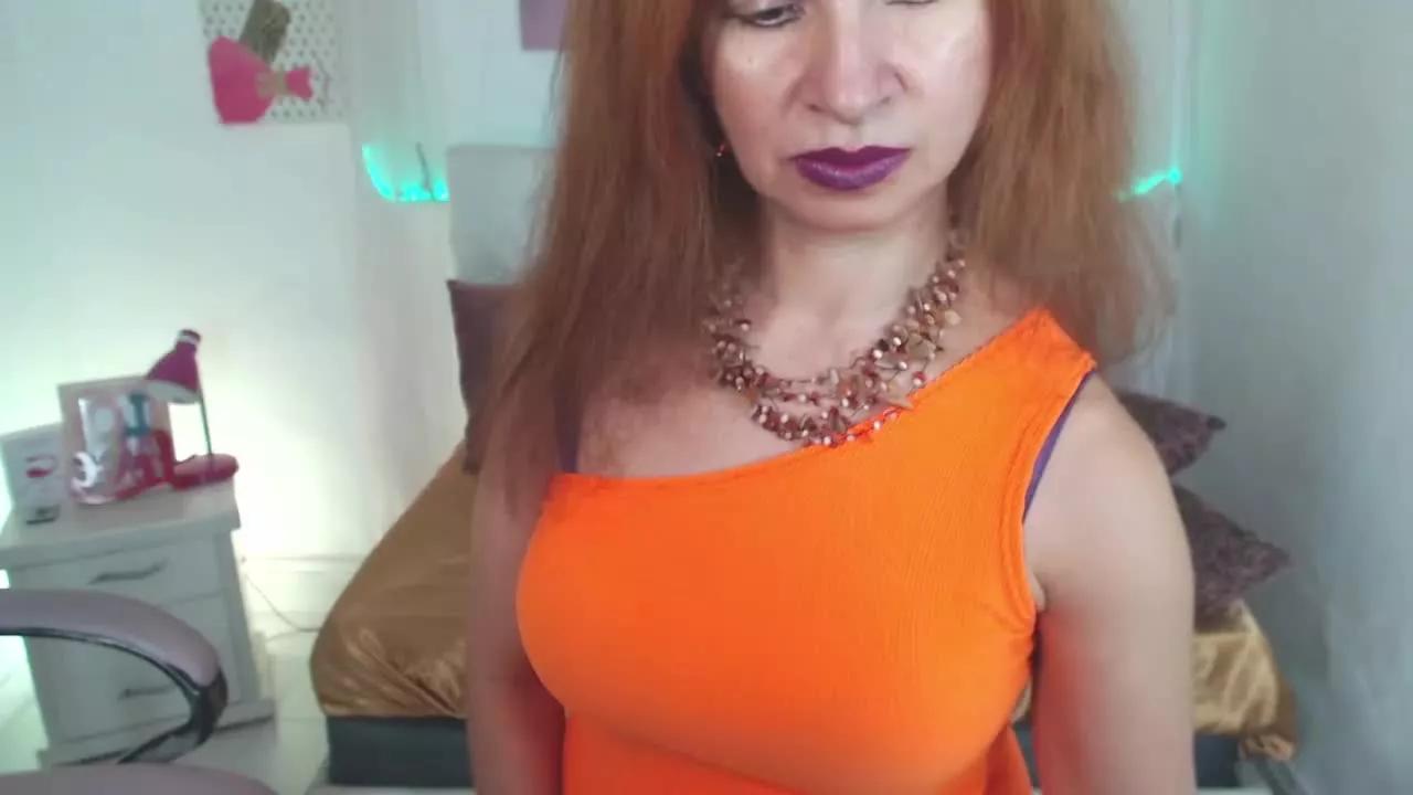 Claudia_Rios on Streamray 