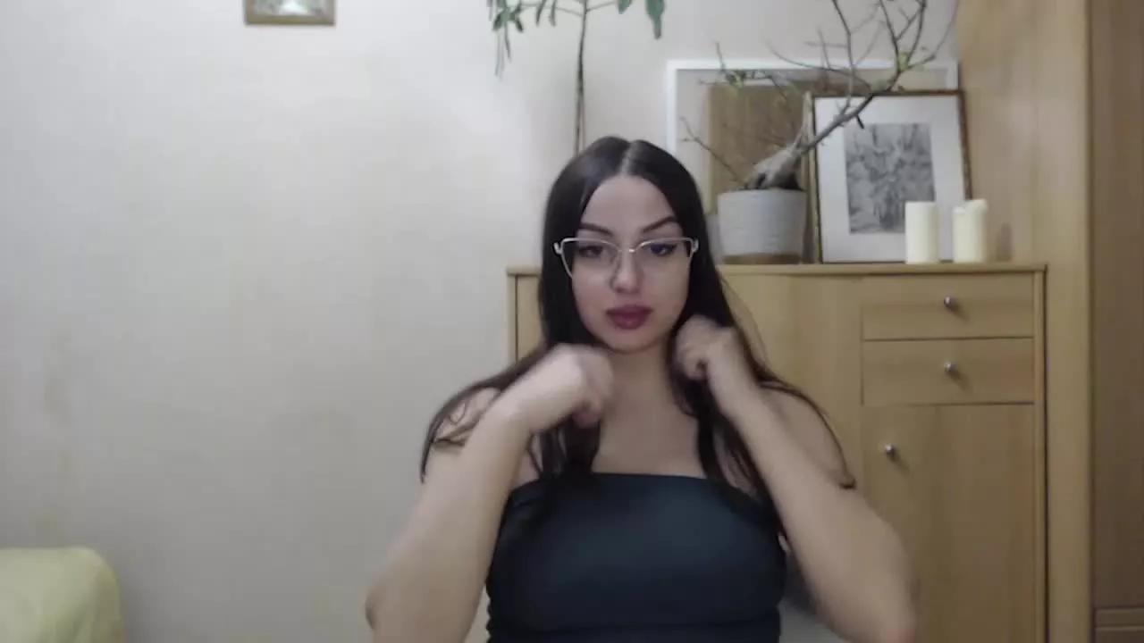 CourtneySugar on Streamray 