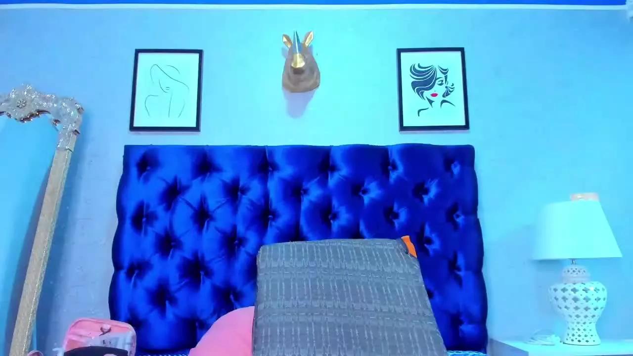 DalilaQueen on Streamray 
