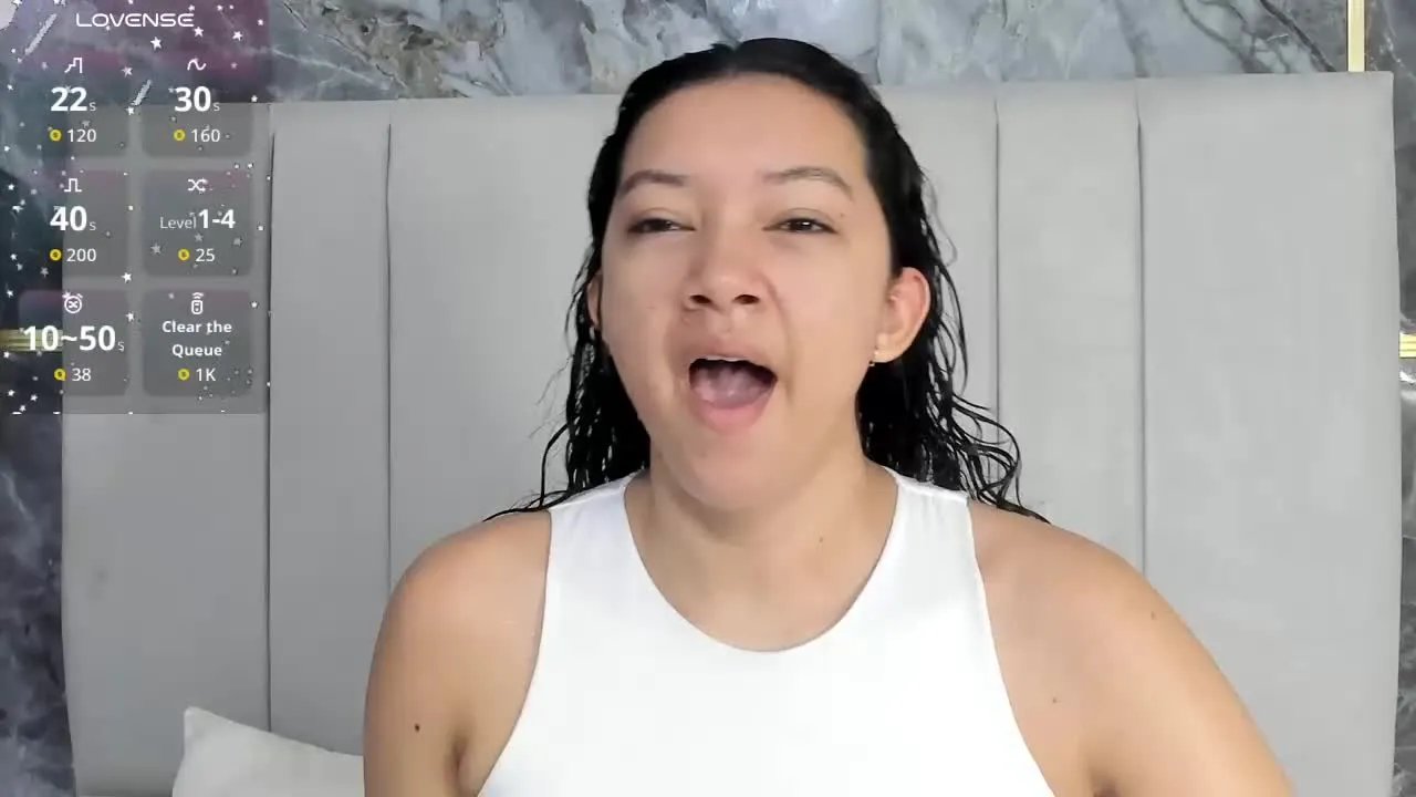 Offline debora_ks on Streamray