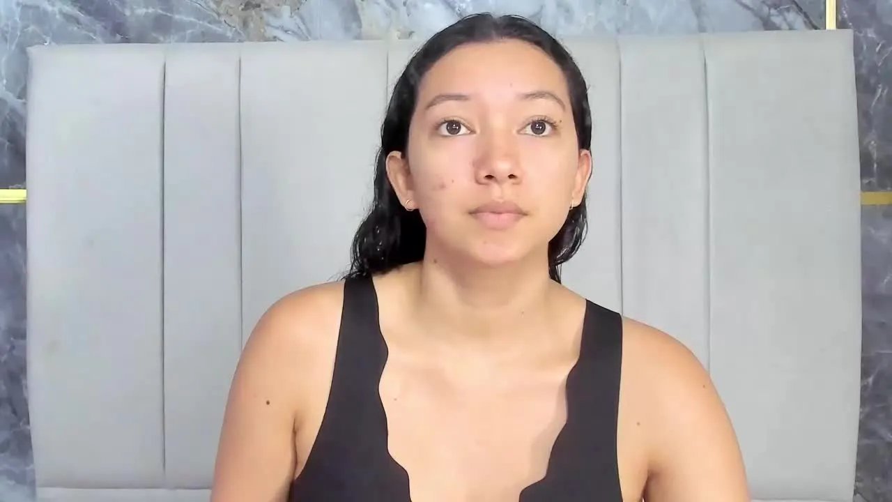 Offline debora_ks on Streamray