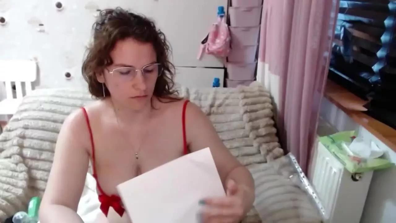 Dom_Sub_Lady on Streamray 