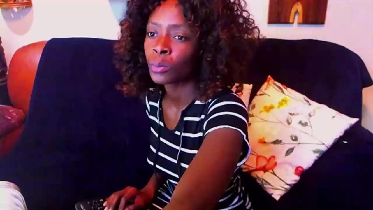 Offline EbonyBonnie on Streamray