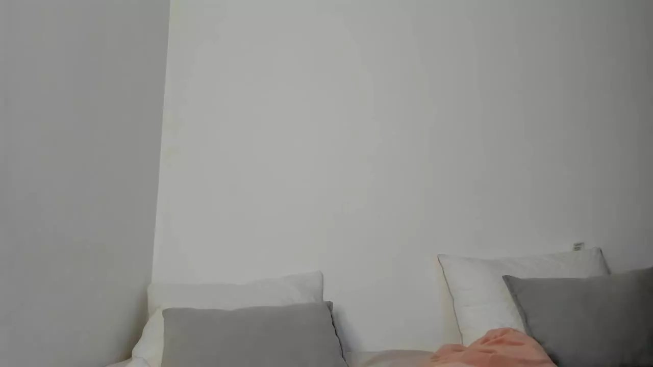 Offline ElahRey on Streamray