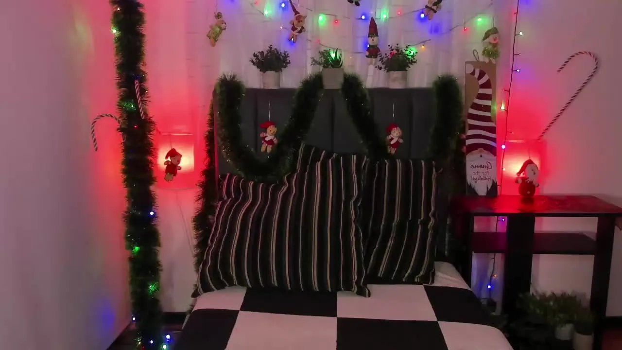 Offline EvaCrimson on Streamray