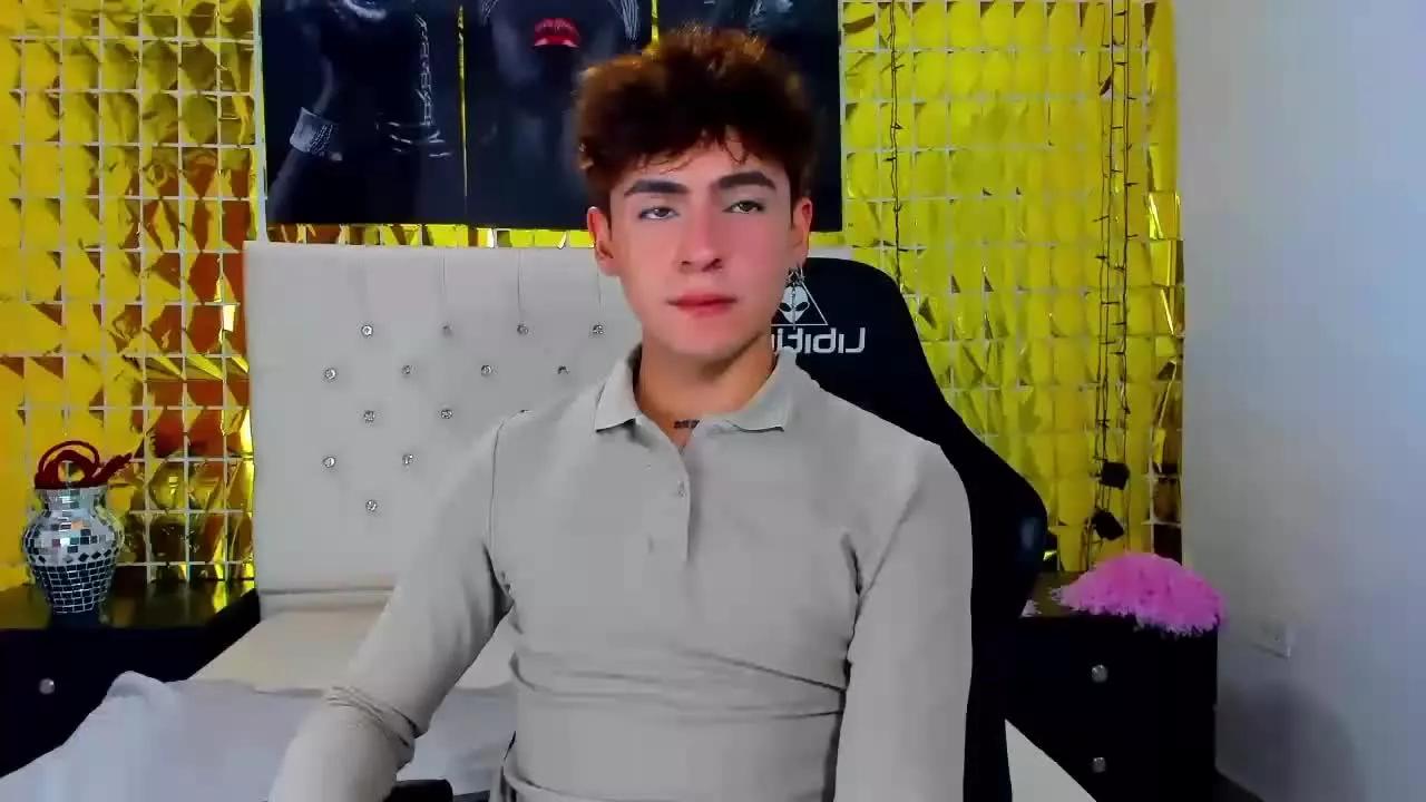 GuzmanCaami on Streamray 