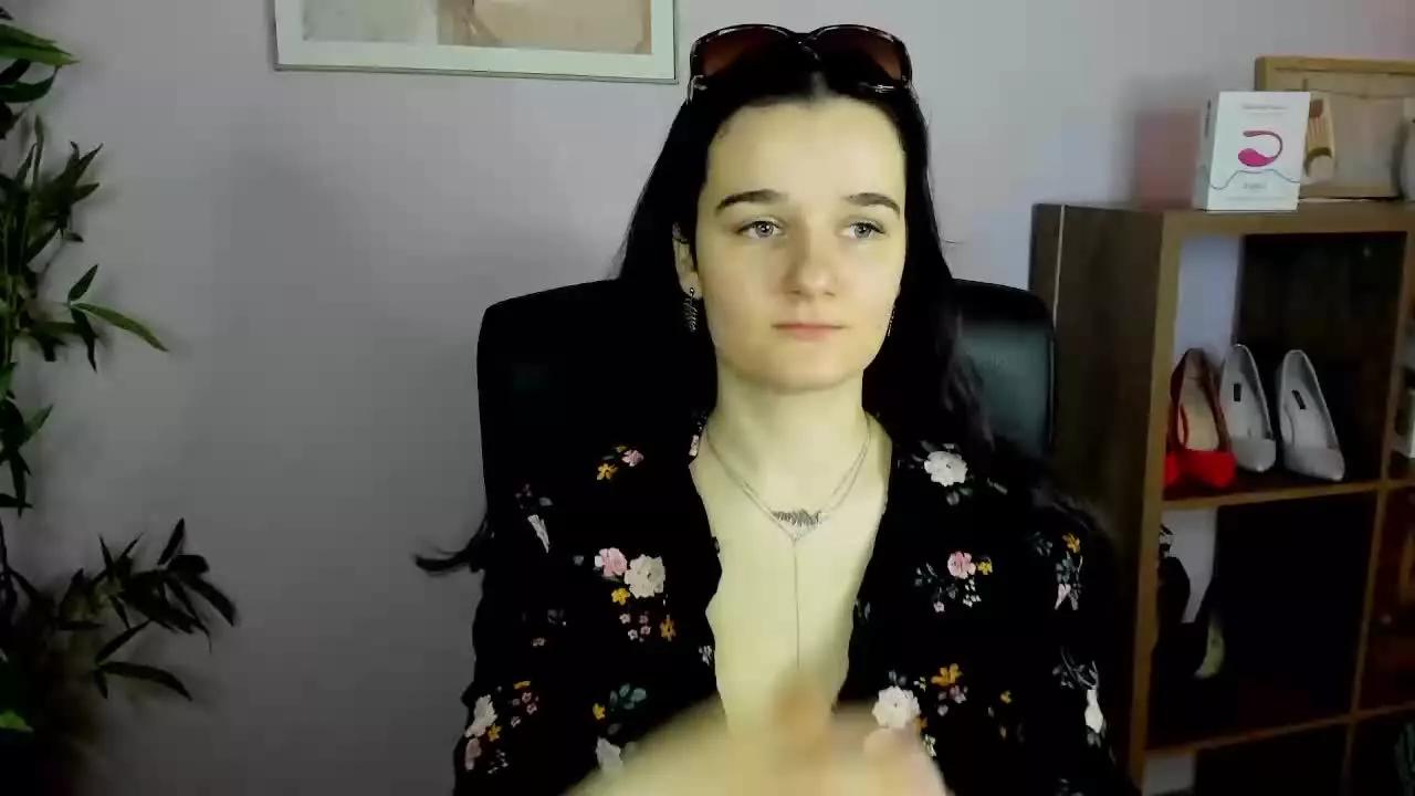 KATEcherry on Streamray 