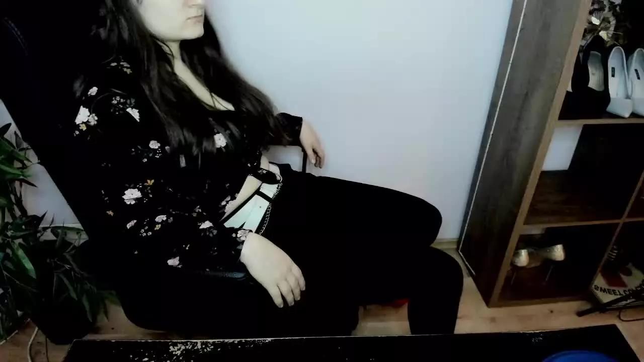 KATEcherry on Streamray 