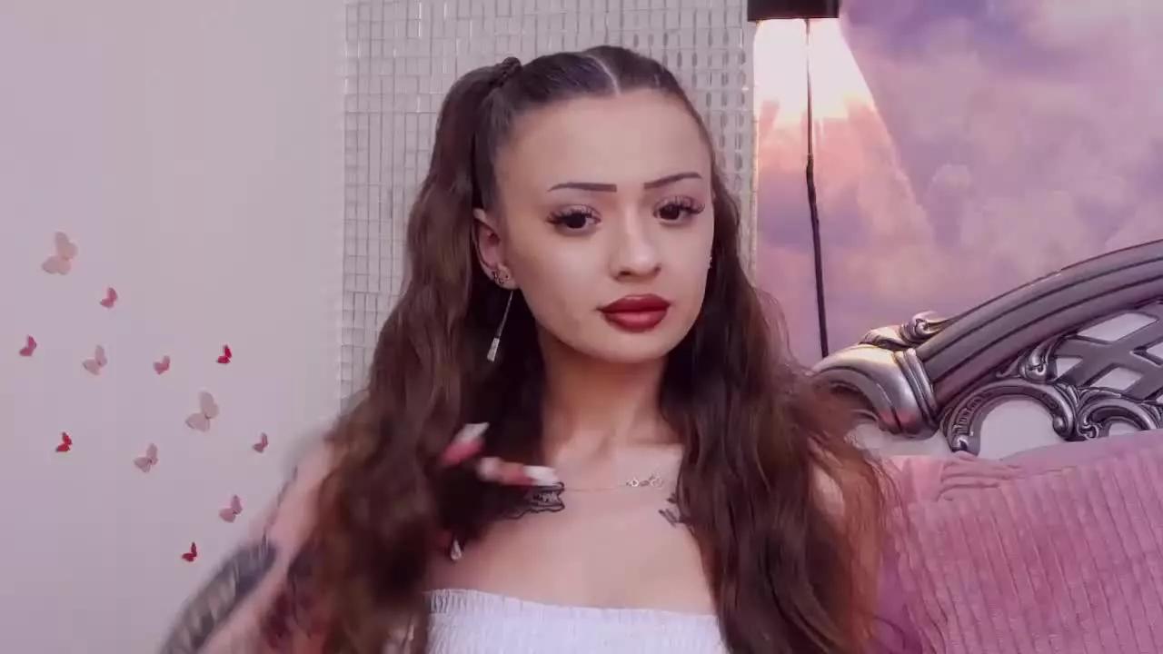 KayaBelle on Streamray 