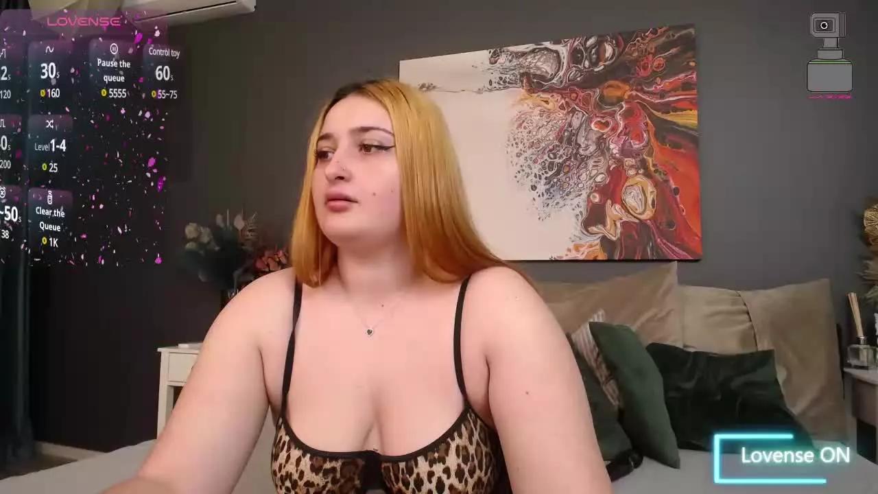 KelsyCarter on Streamray 