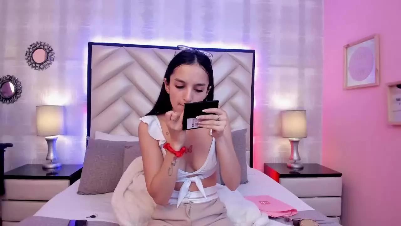 LauraFerreira on Streamray 