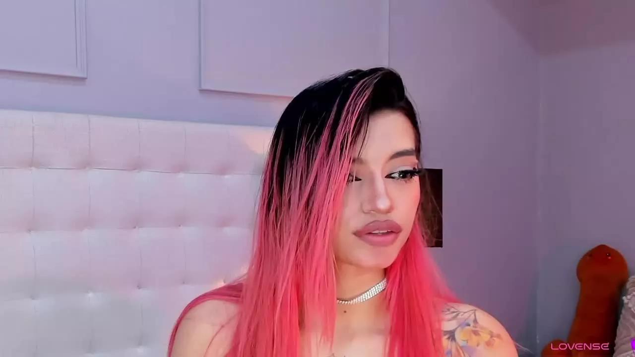 LizzieBrownn on Streamray 