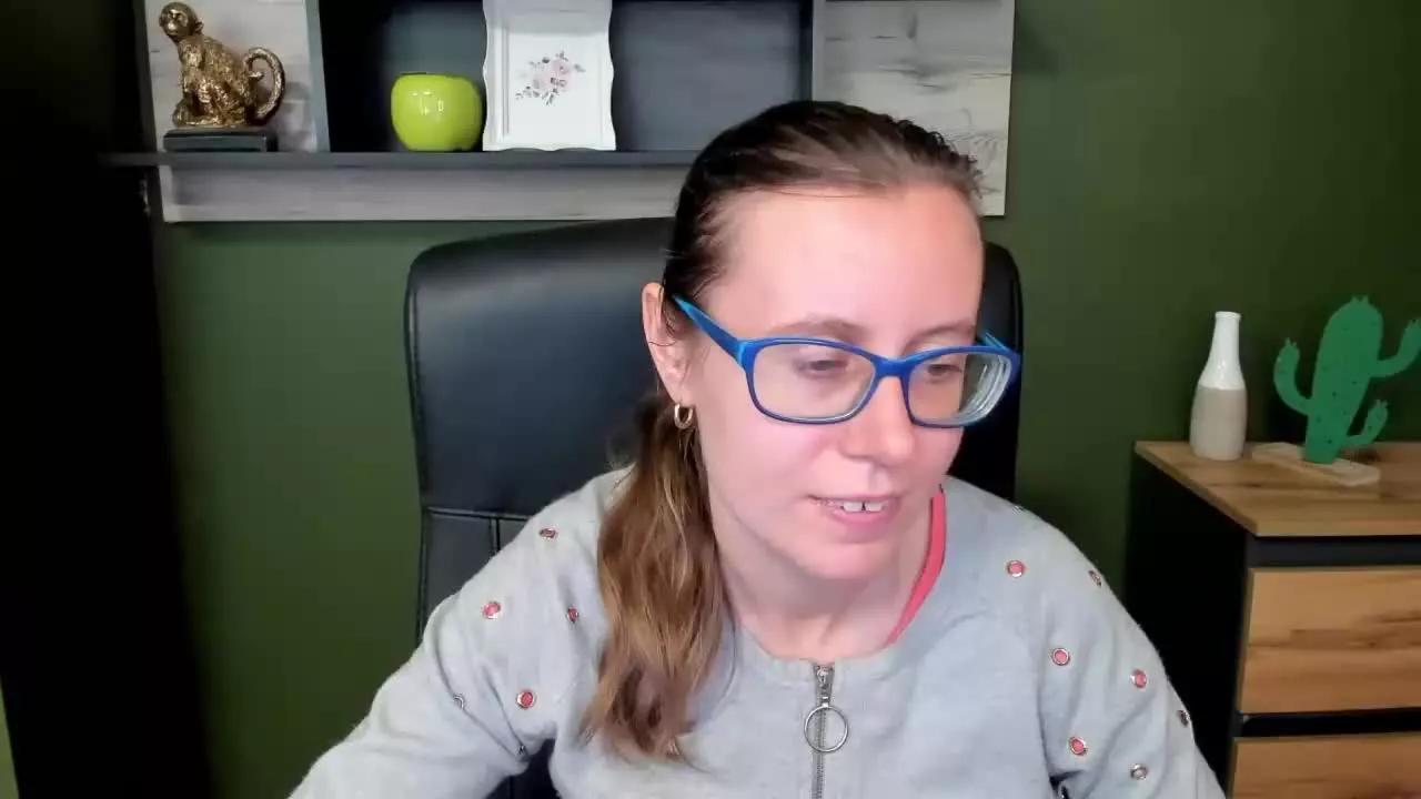 LizzySparkle on Streamray 