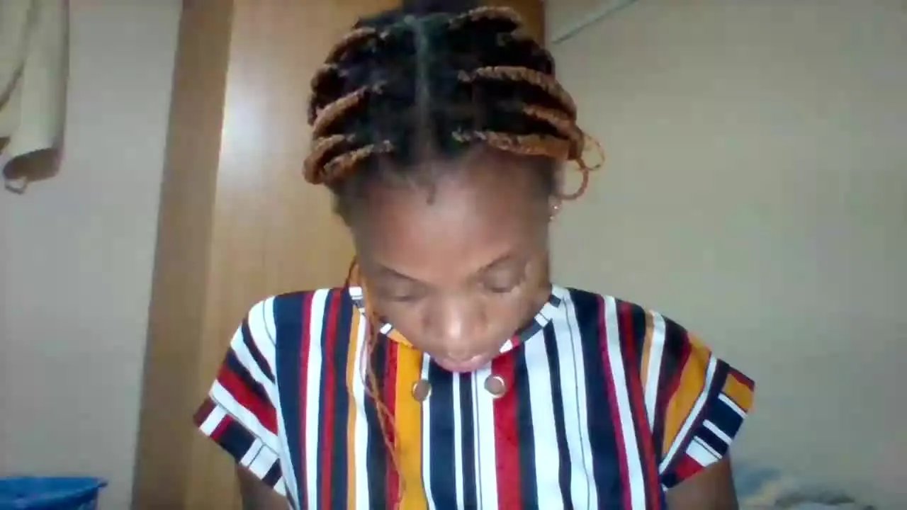 Offline Lolah25g on Streamray