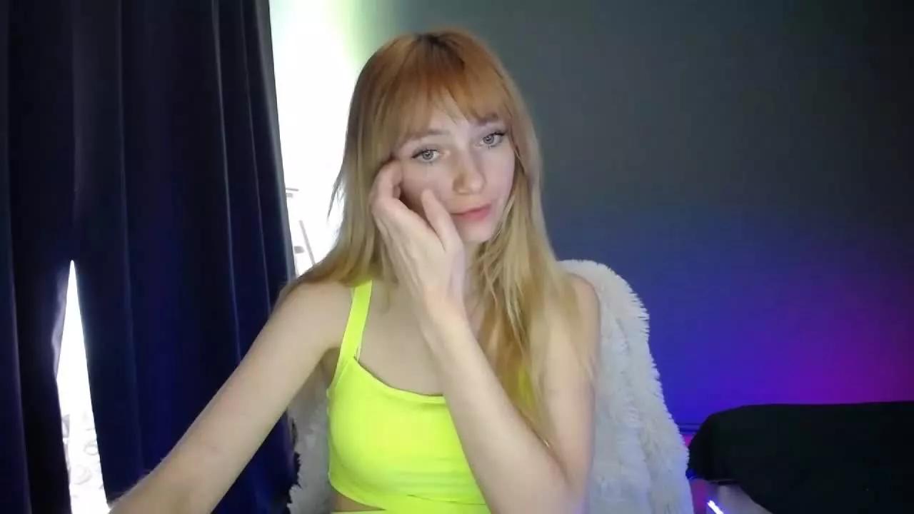 LuciaGorgeous on Streamray 