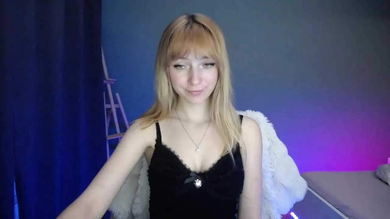 LuciaGorgeous on Streamray 