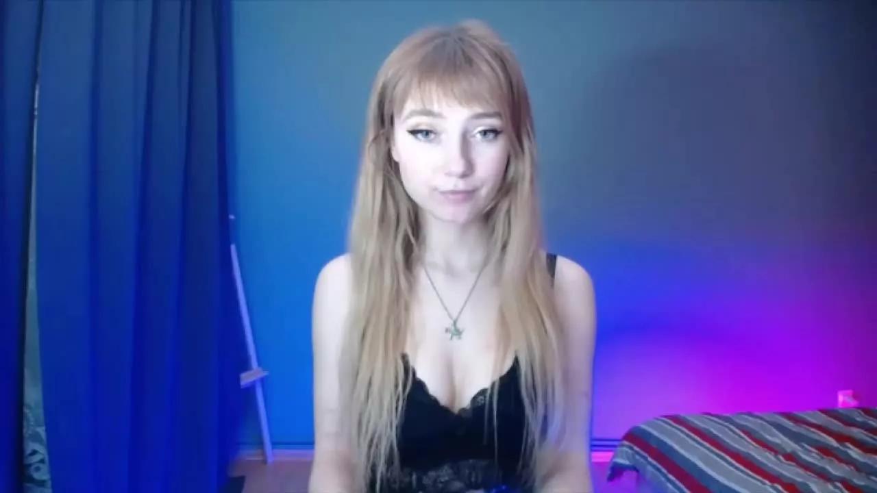 LuciaGorgeous on Streamray 