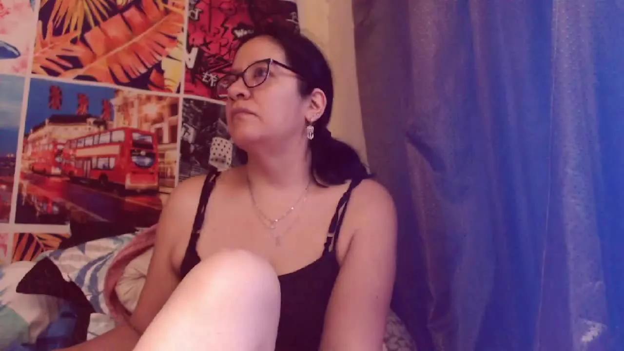 luciana45 on Streamray