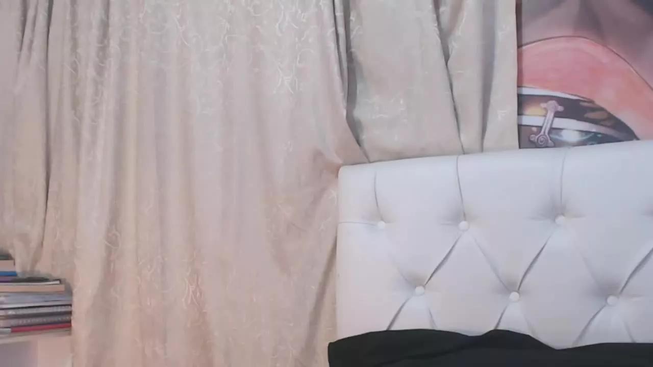 MaturePrisila on Streamray 