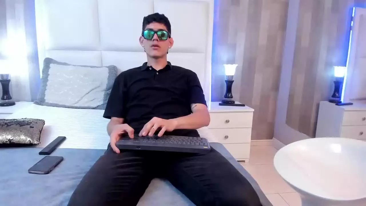 Offline MaxFisher on Streamray