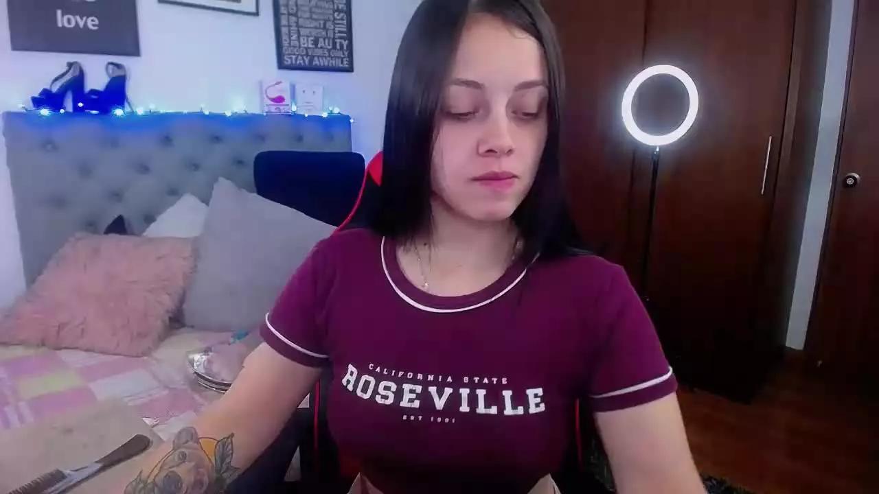 MeghanAss1 on Streamray 