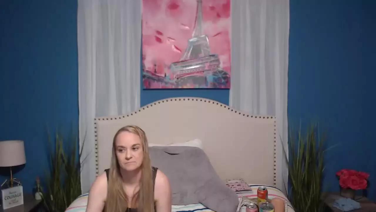 NaomiSky on Streamray 