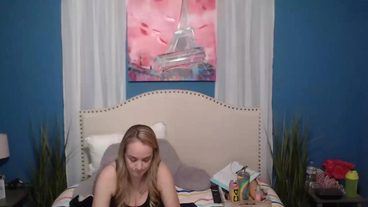 NaomiSky on Streamray 