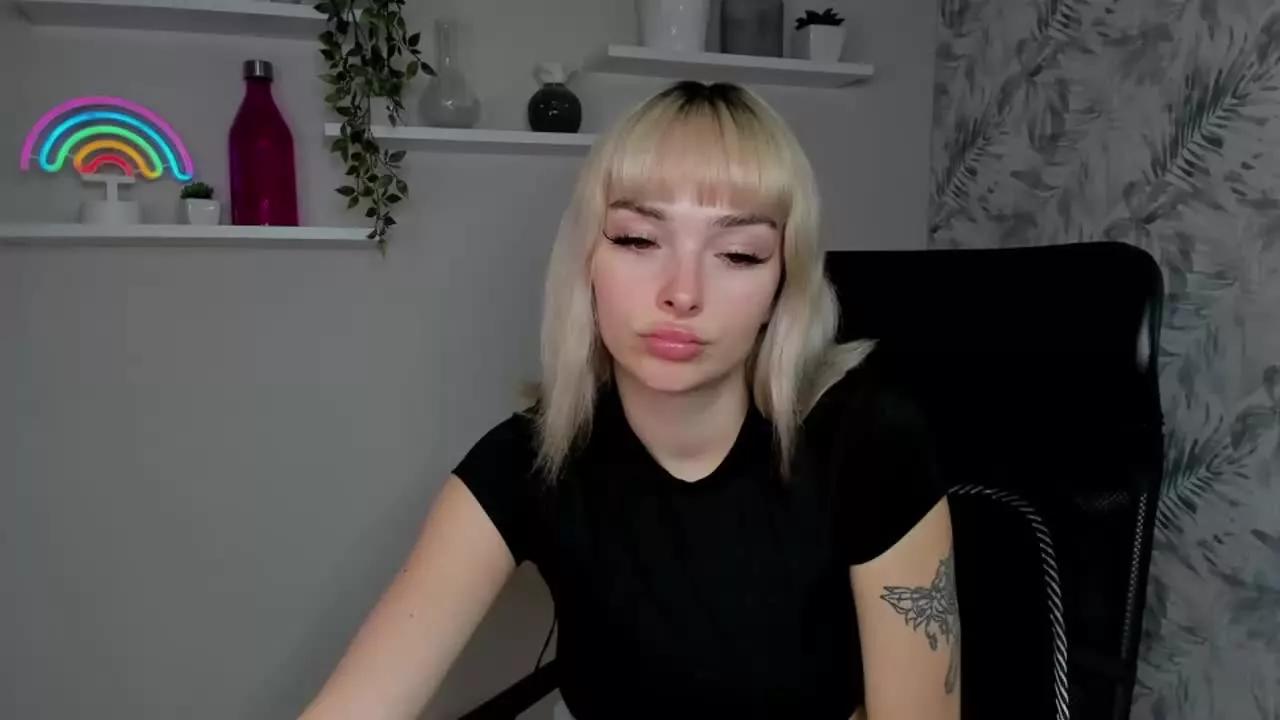 PollyDesire on Streamray 