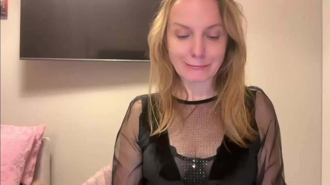 RachelCat on Streamray 