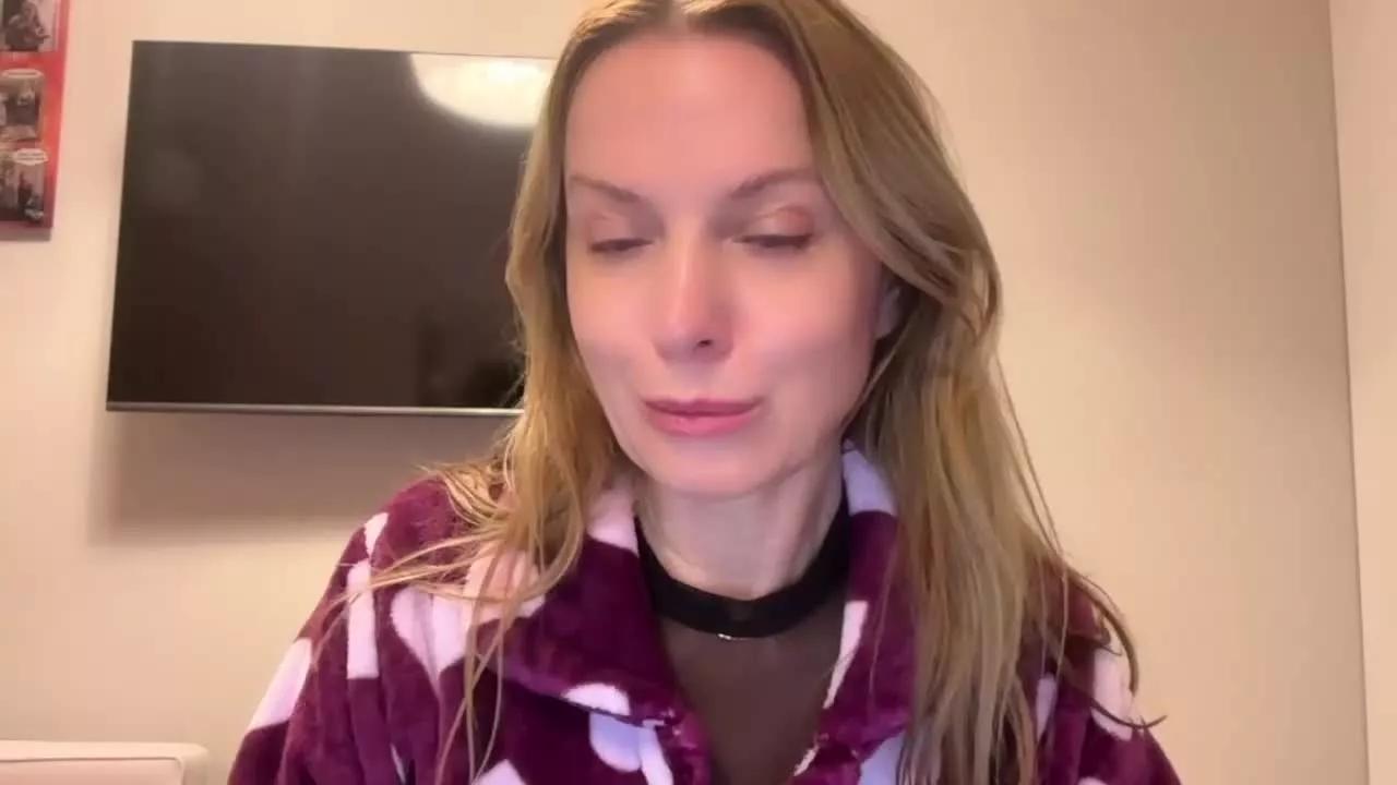 RachelCat on Streamray 