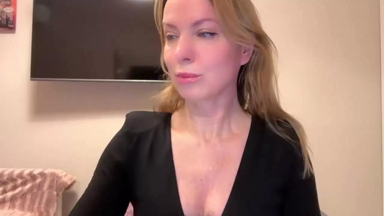 RachelCat on Streamray 