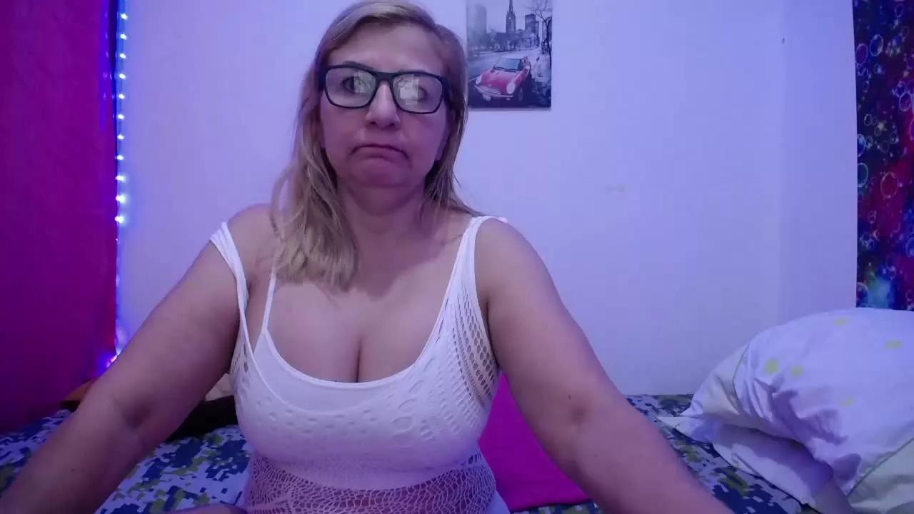 razzisweet on Streamray 