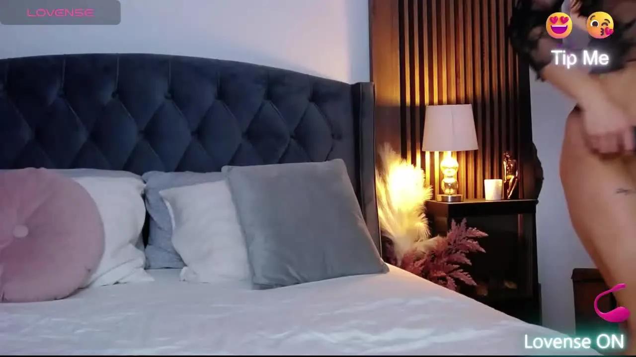 ReneeRose on Streamray