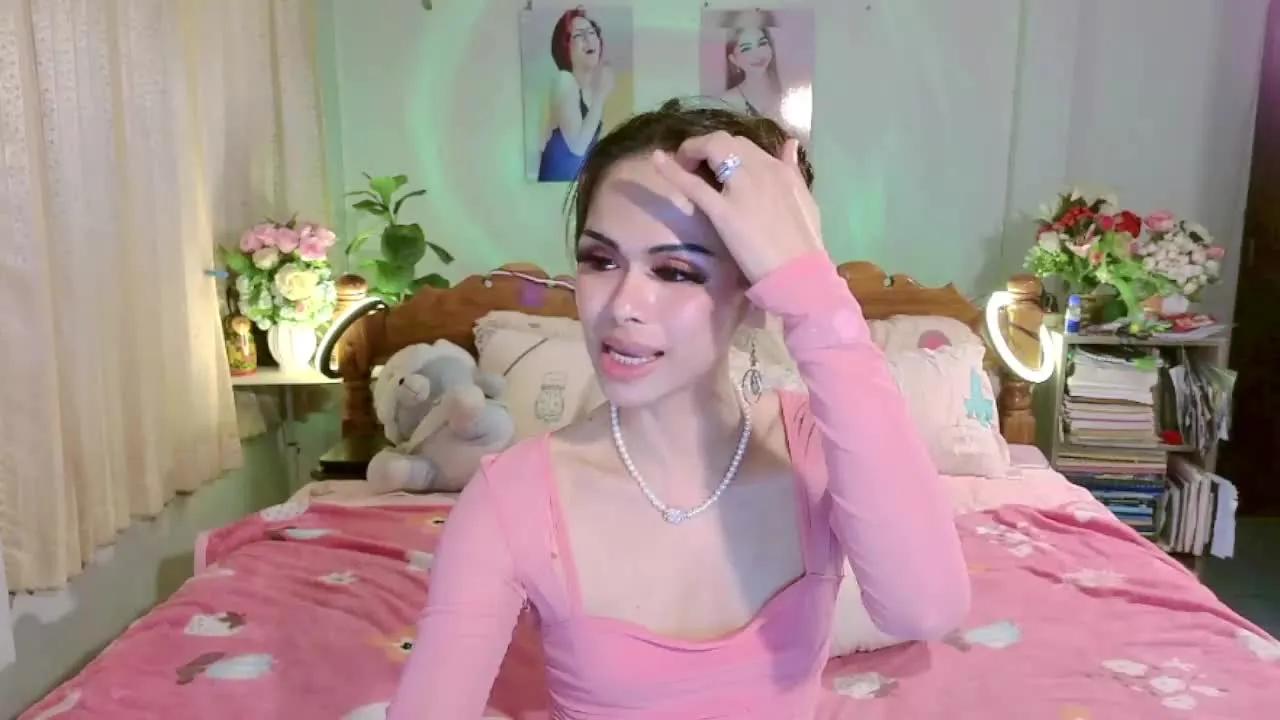 Ribbinpink on Streamray 