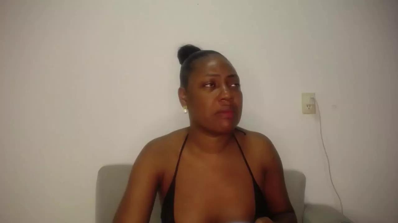 Scarlett_Browm on Streamray 