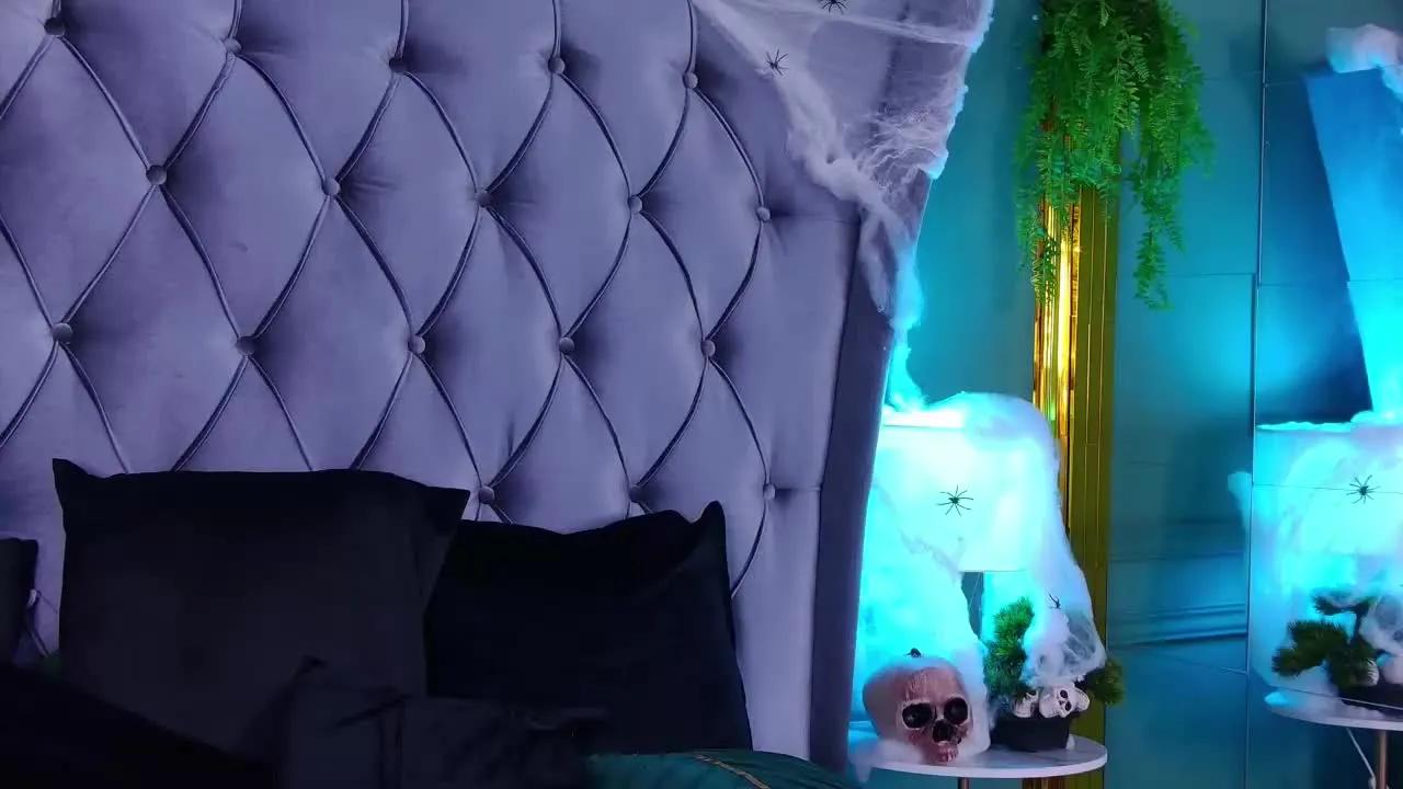 Freechat SierraRain on Streamray