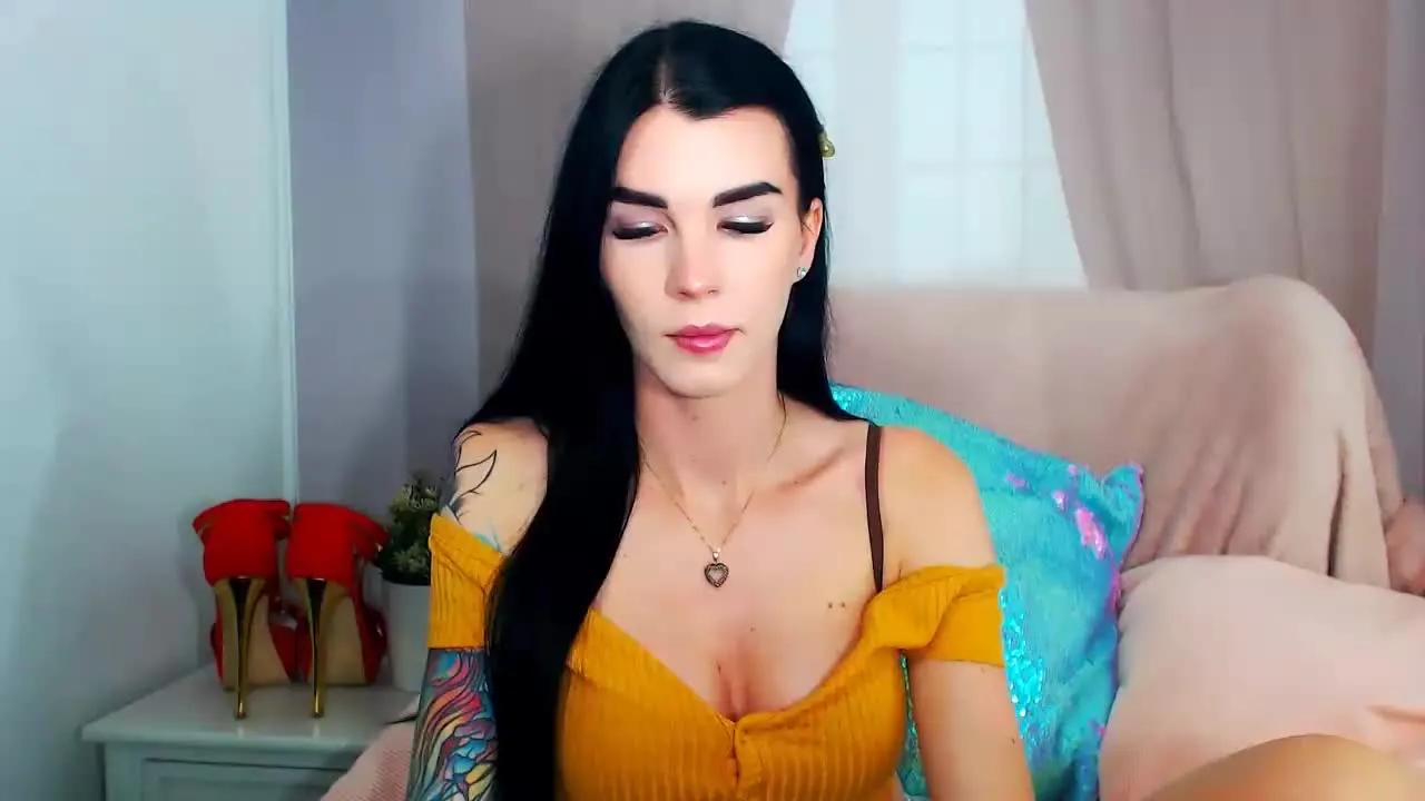 SofiaBrunett on Streamray