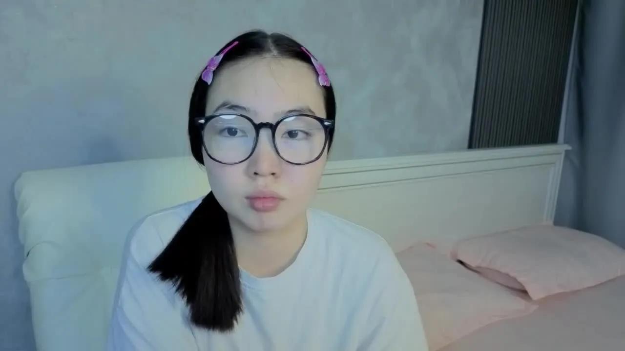 spooky_tyan on Streamray