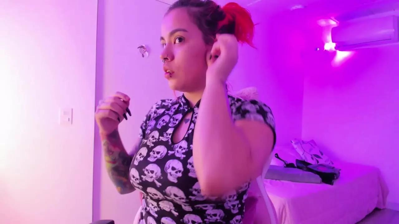 Succubus_Dolly on Streamray 
