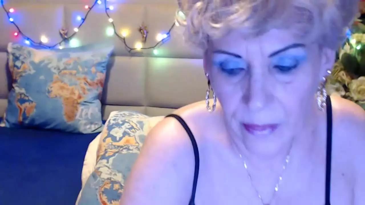 tendergranny on Streamray 
